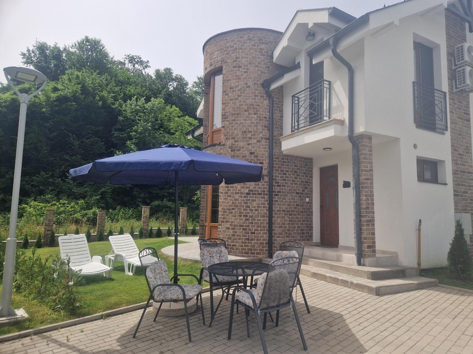 Crown House Aparthotel วรินรัชกา บานยา ภายนอก รูปภาพ